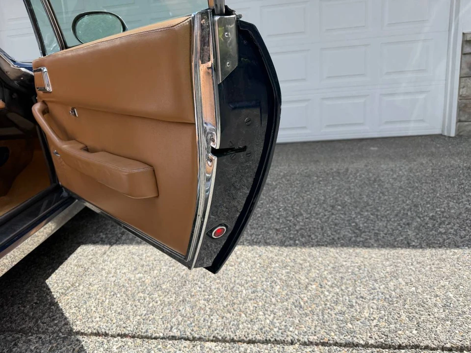 1974 Jensen Interceptor - Image 16 of 24
