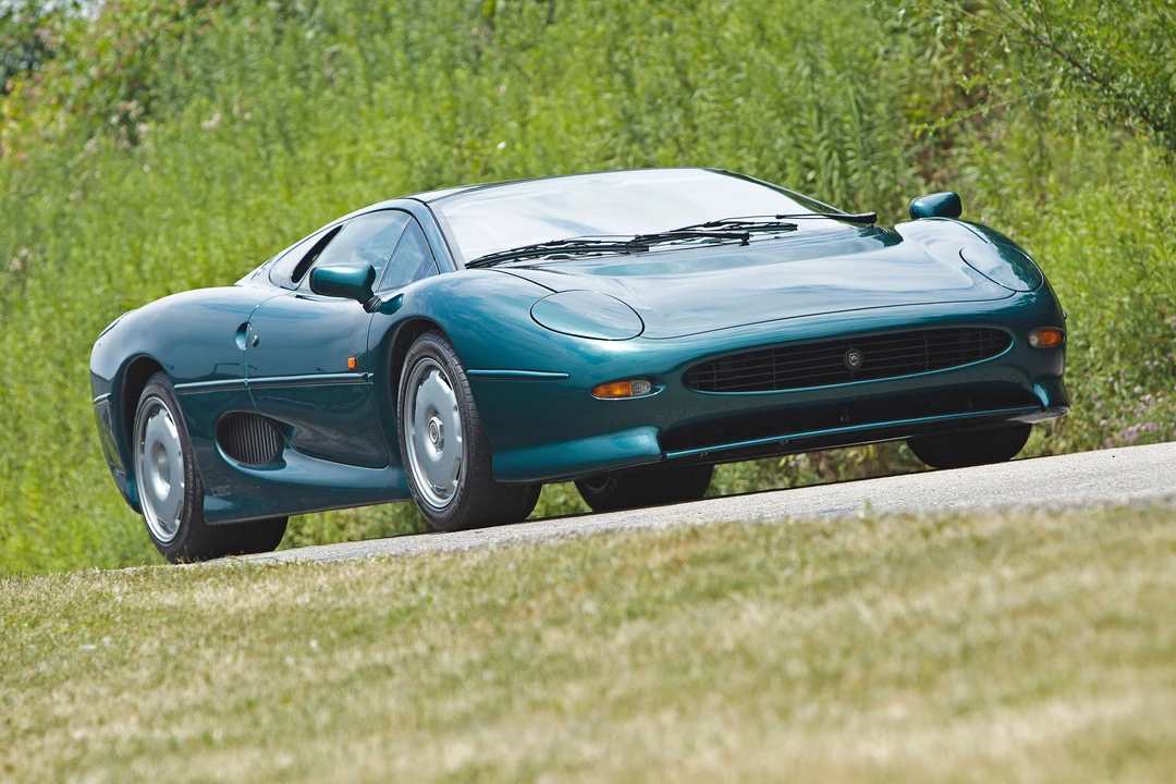 1994 Jaguar XJ220 - Image 12 of 12