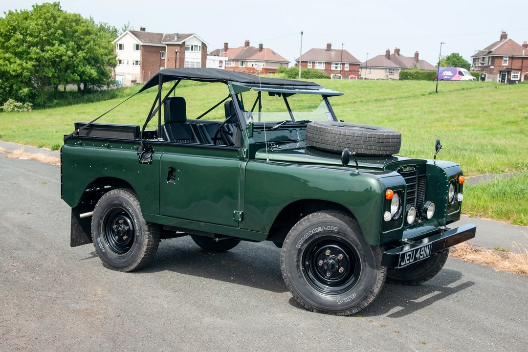 1975 Land Rover Series III 88 - Image 14 of 31