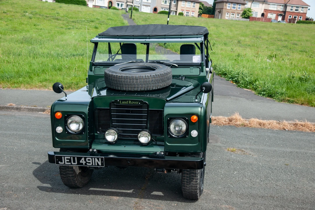 1975 Land Rover Series III 88 - Image 2 of 31