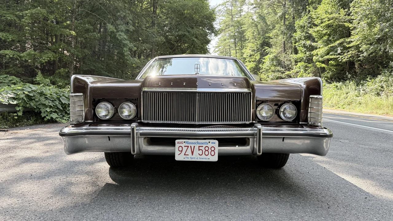 1974 Lincoln Continental 5th Gen - Image 7 of 31