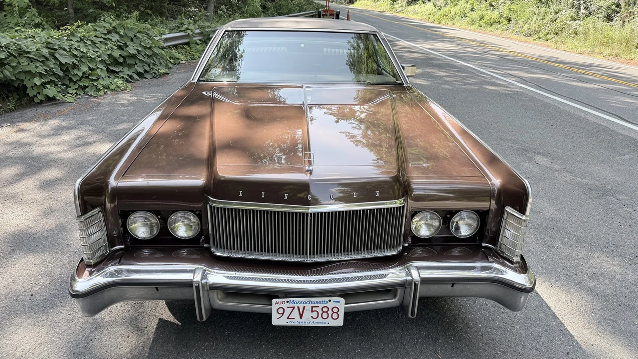 1974 Lincoln Continental 5th Gen - Image 6 of 31