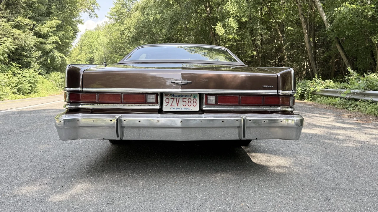 1974 Lincoln Continental 5th Gen - Image 14 of 31