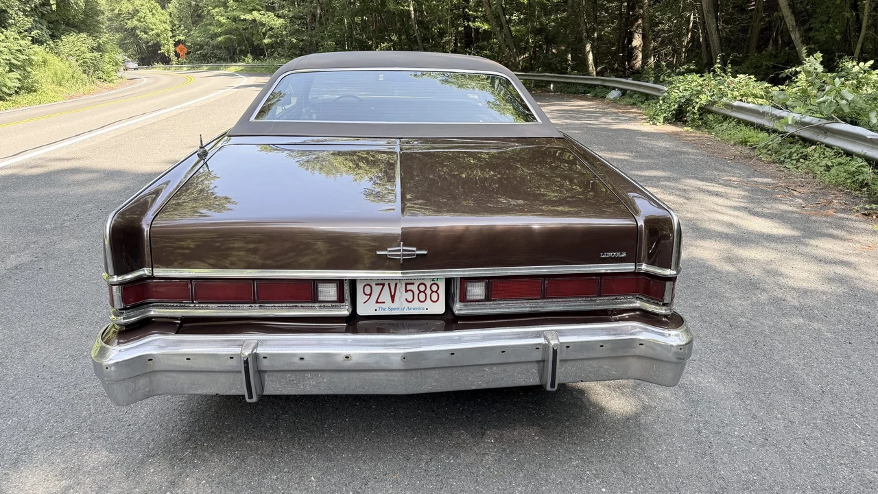1974 Lincoln Continental 5th Gen - Image 13 of 31