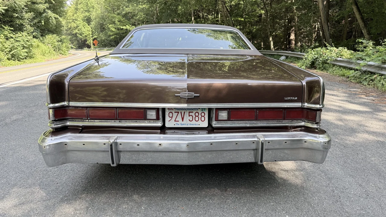 1974 Lincoln Continental 5th Gen - Image 12 of 31