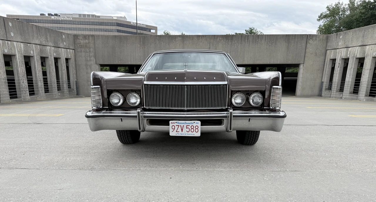 1974 Lincoln Continental 5th Gen - Image 23 of 31