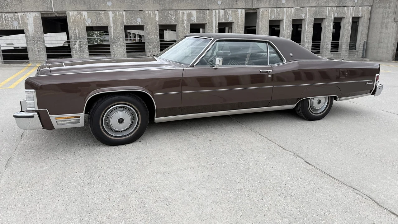 1974 Lincoln Continental 5th Gen - Image 29 of 31