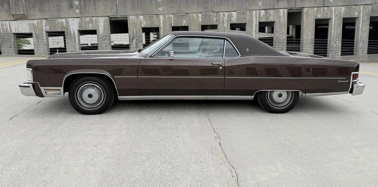 1974 Lincoln Continental 5th Gen - Image 30 of 31