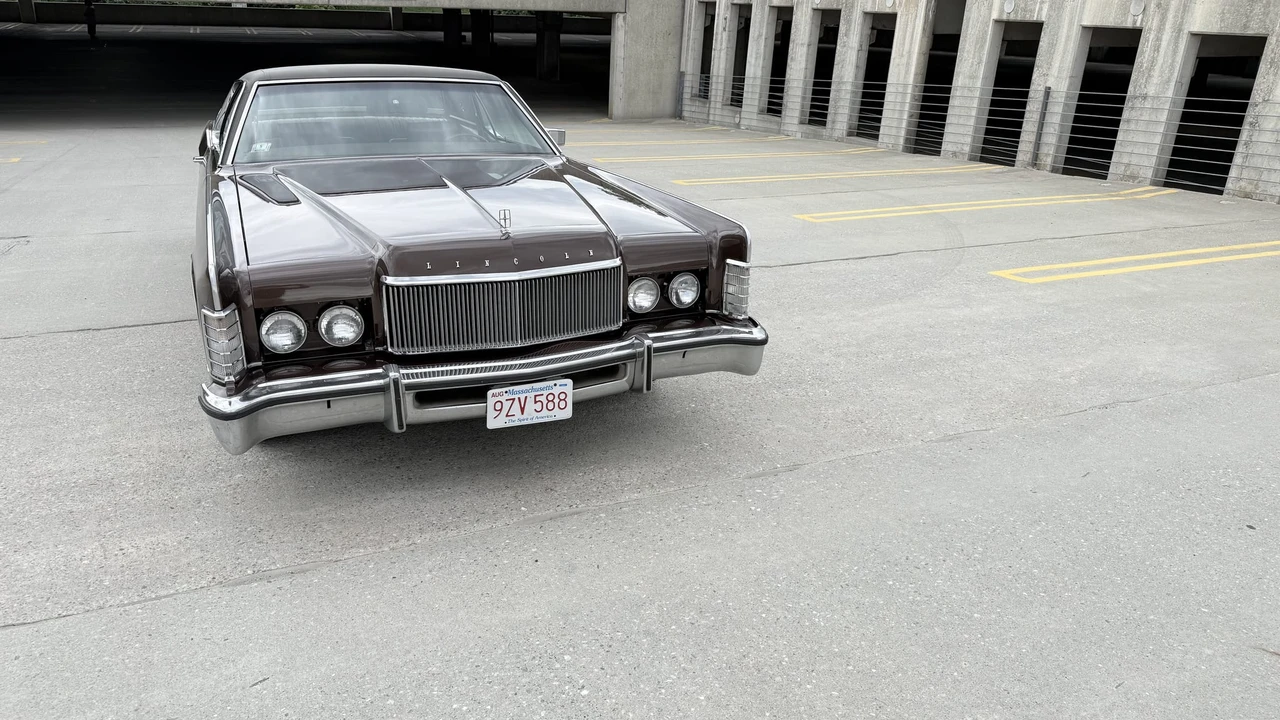 1974 Lincoln Continental 5th Gen - Image 20 of 31
