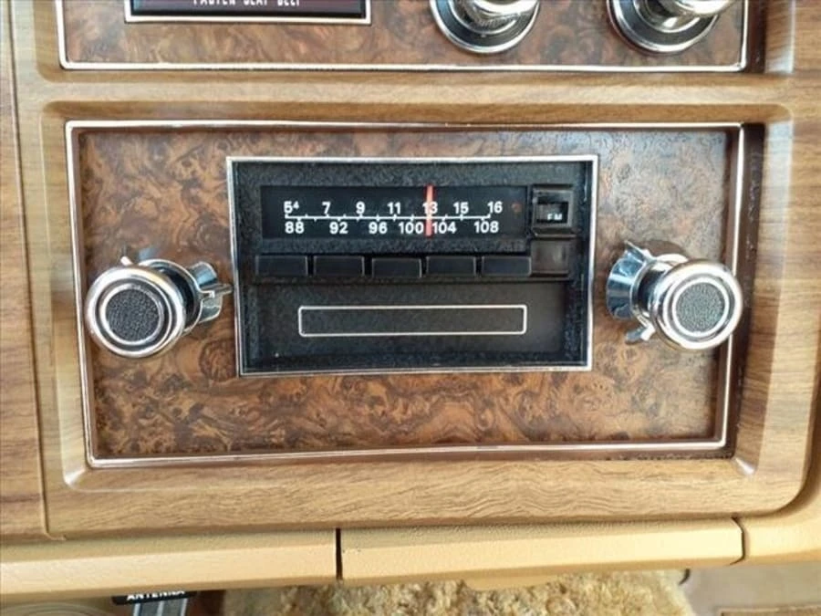 1974 Lincoln Continental Mark IV - Image 11 of 15