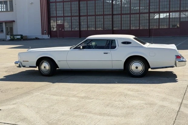 1974 Lincoln Continental Mark IV - Image 3 of 9
