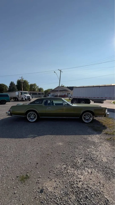 1974 Lincoln Continental Mark IV - Image 4 of 13