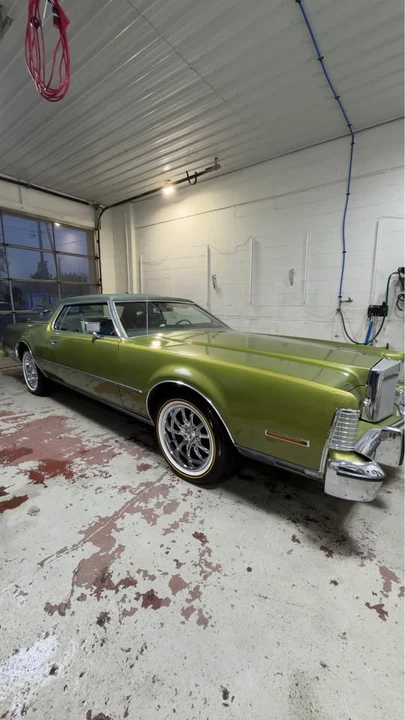 1974 Lincoln Continental Mark IV - Image 12 of 13