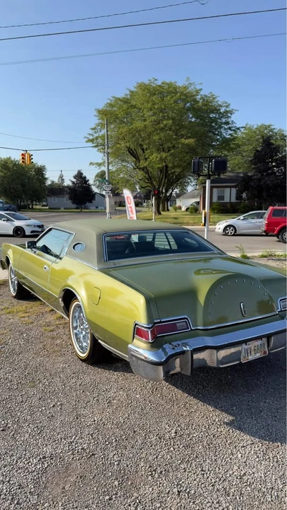 1974 Lincoln Continental Mark IV - Image 7 of 13