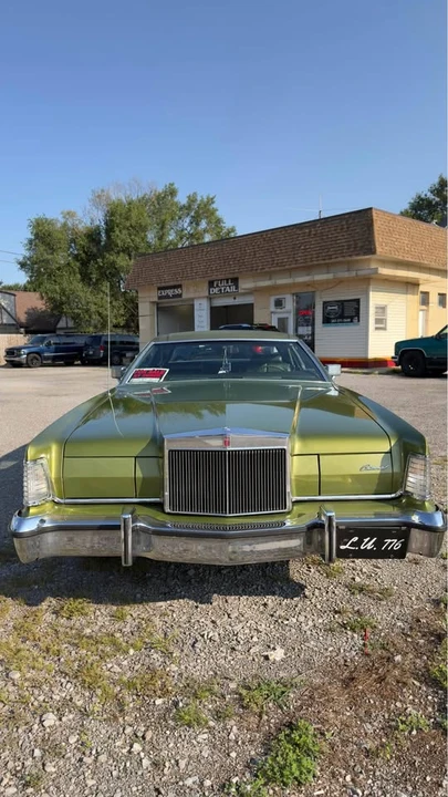 1974 Lincoln Continental Mark IV - Image 2 of 13