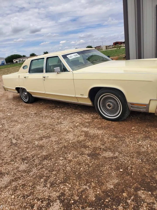 1974 Lincoln Continental 5th Gen - Image 2 of 7