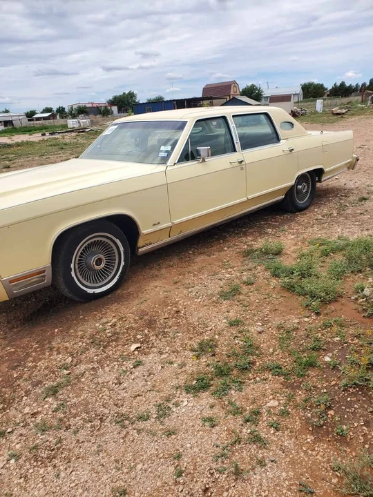 1974 Lincoln Continental 5th Gen - Image 4 of 7
