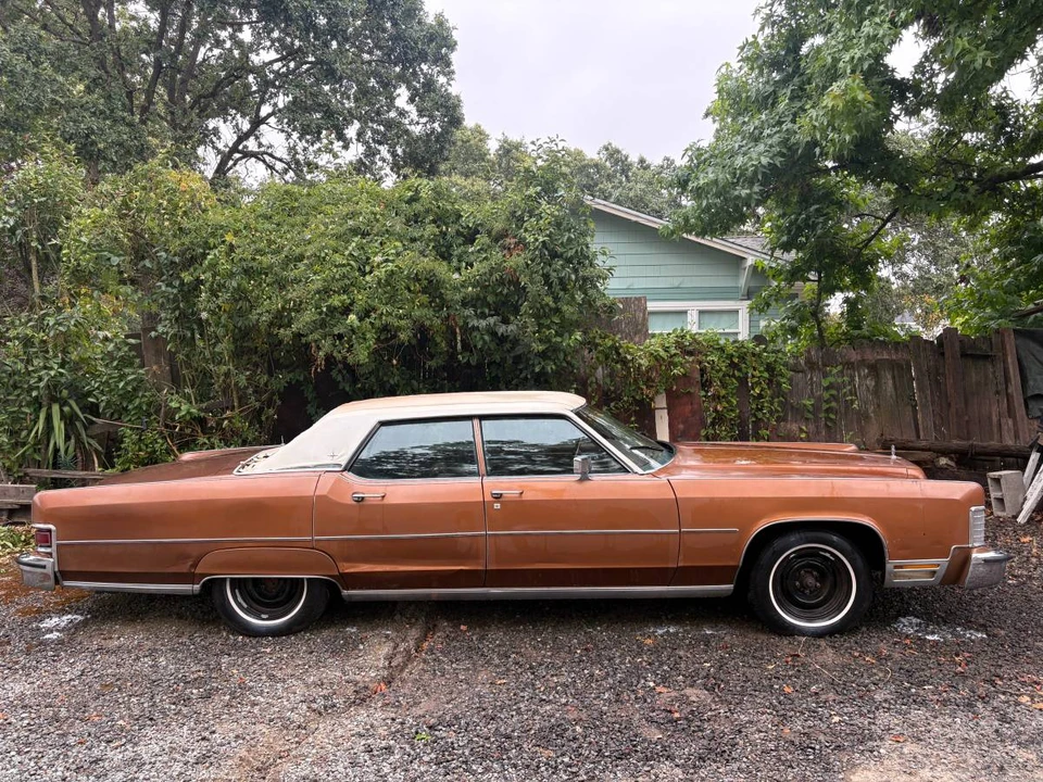 1974 Lincoln Continental 5th Gen - Image 2 of 15
