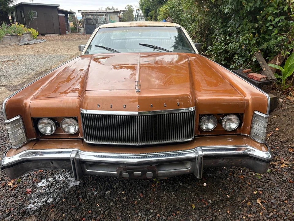 1974 Lincoln Continental 5th Gen - Image 5 of 15
