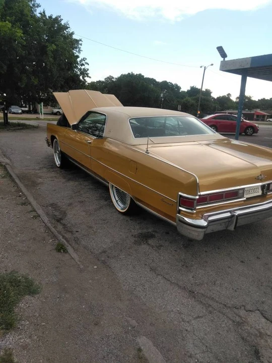 1974 Lincoln Continental 5th Gen - Image 9 of 10