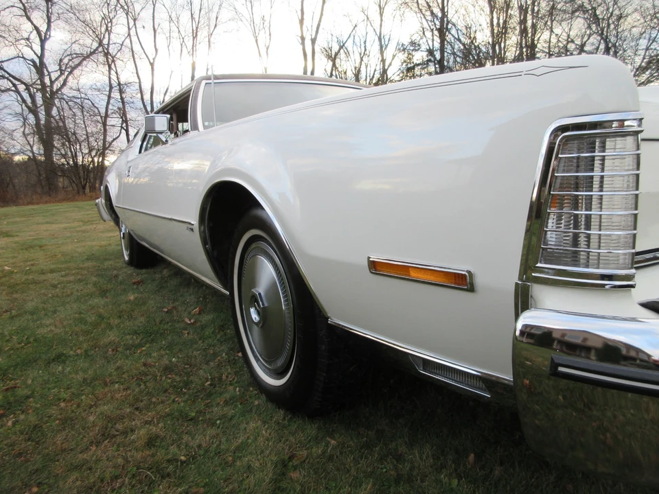1974 Lincoln Continental Mark IV - Image 13 of 21