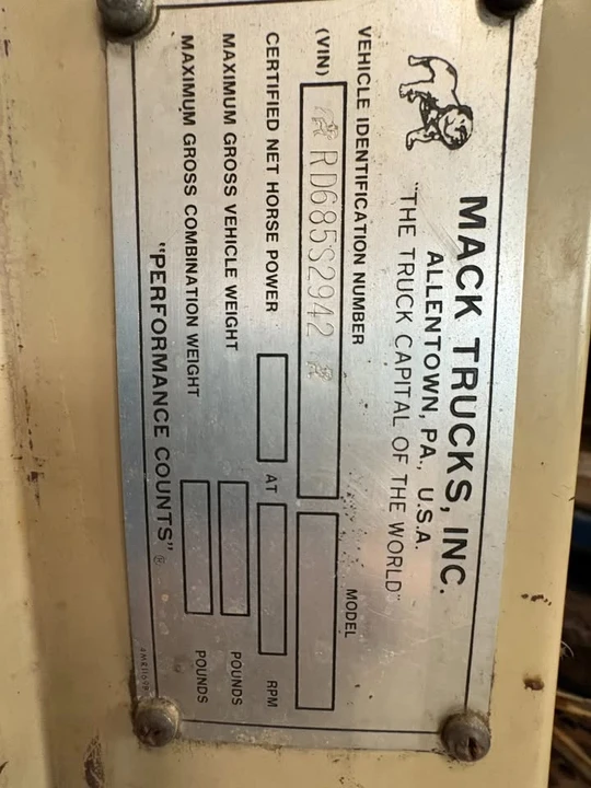 1974 Mack - Image 11 of 12
