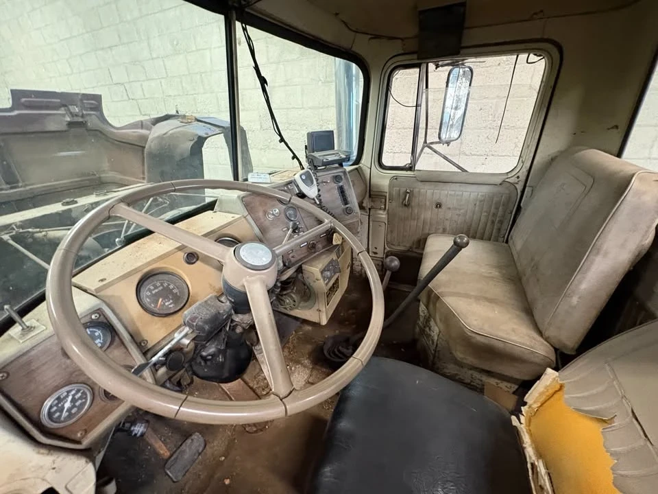1974 Mack - Image 5 of 12