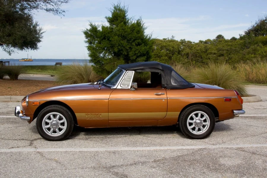 1974 MG MGB Roadster - Image 2 of 7