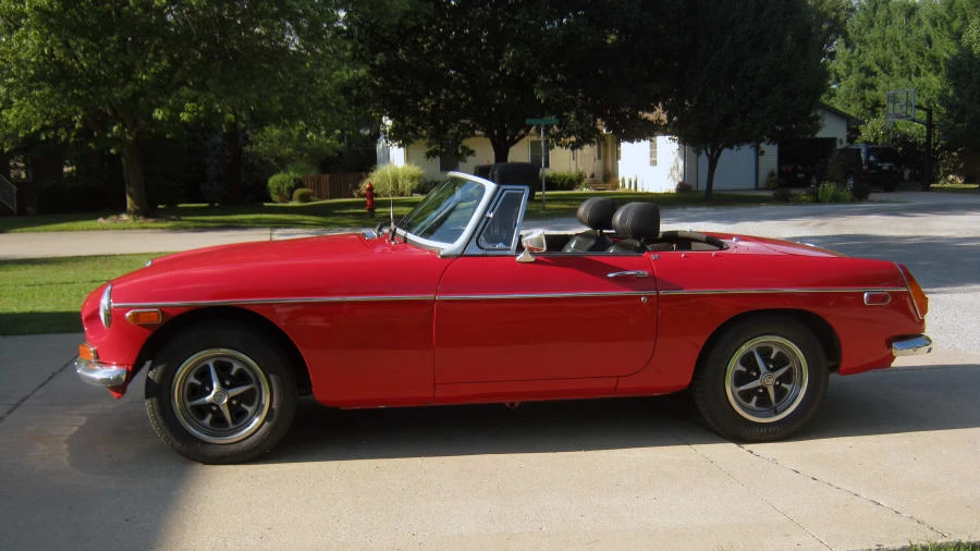 1974 MG MGB Roadster - Image 2 of 9