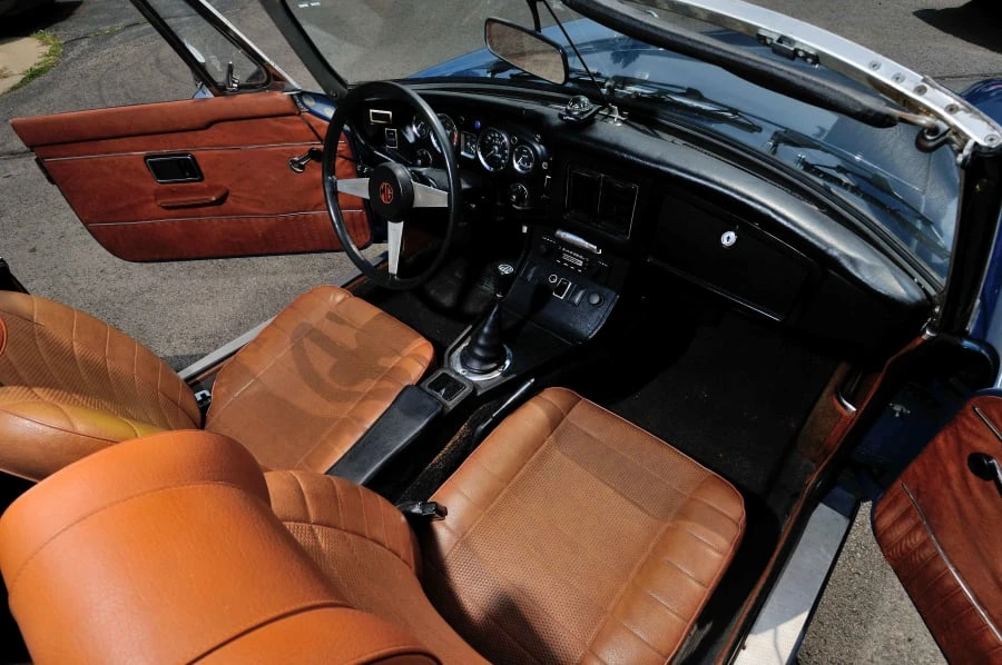 1974 MG MGB Roadster - Image 5 of 12