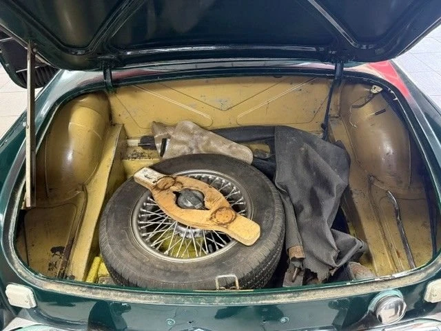 1974 MG MGB Roadster - Image 13 of 23