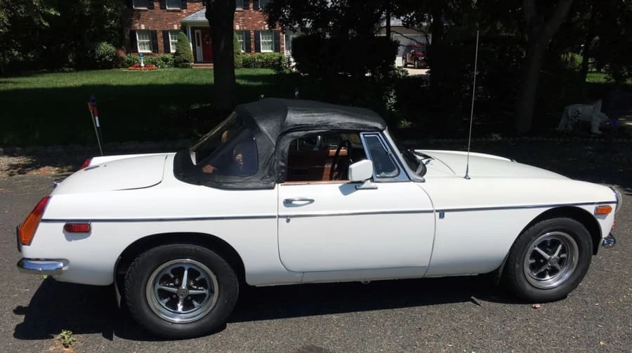 1974 MG MGB Roadster - Image 2 of 12
