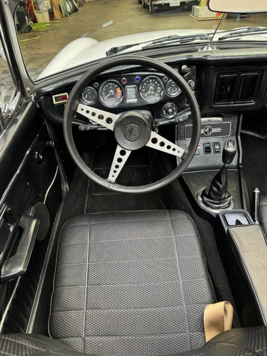 1974 MG MGB Roadster - Image 17 of 31