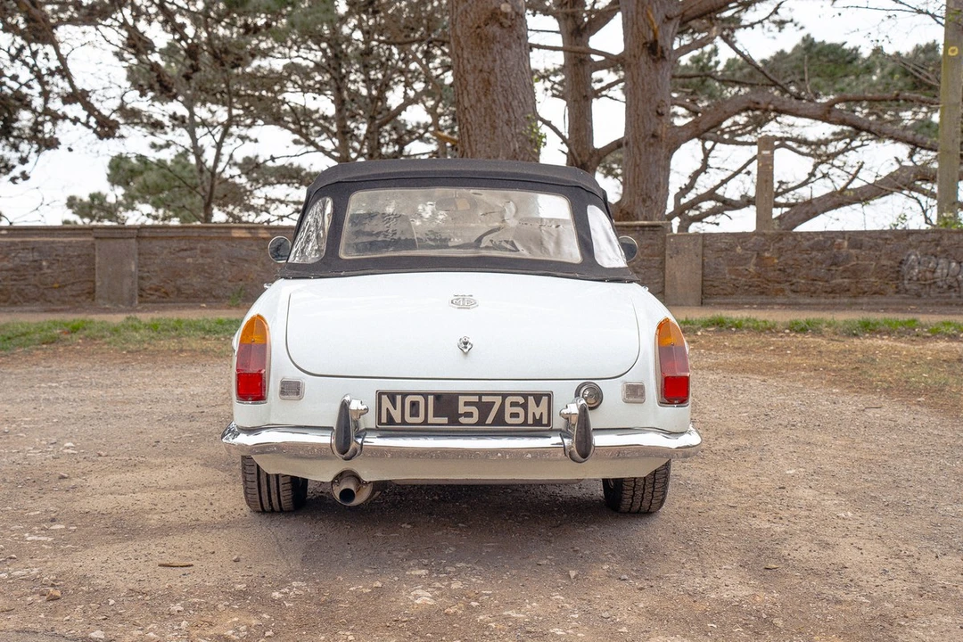1974 MG MGB Roadster - Image 14 of 30
