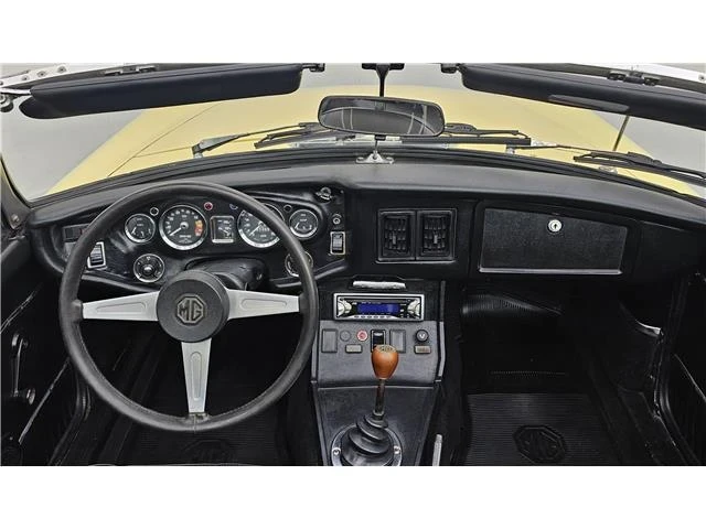 1974 MG MGB Roadster - Image 15 of 21