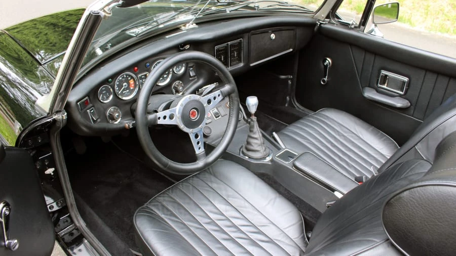 1974 MG MGB Roadster - Image 4 of 11