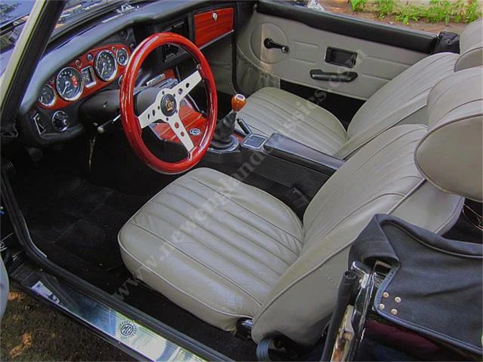 1974 MG MGB Roadster - Image 10 of 18