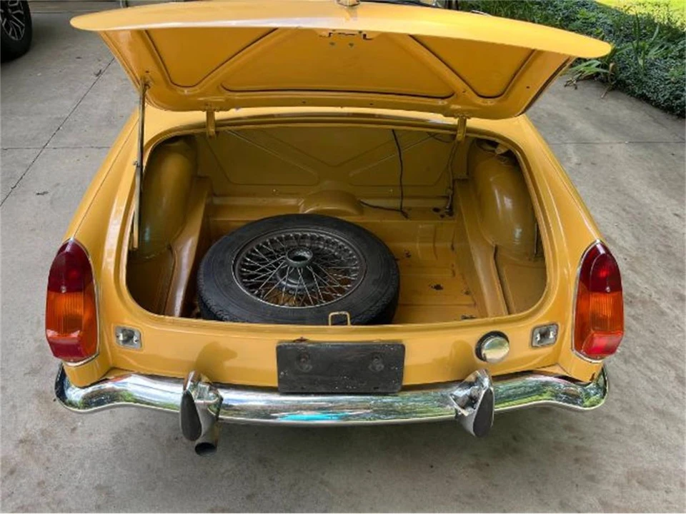 1974 MG MGB Roadster - Image 12 of 18