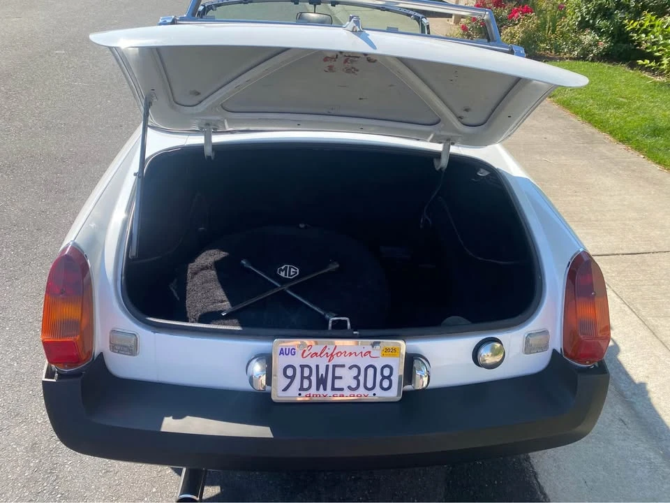 1974 MG MGB Roadster - Image 4 of 6