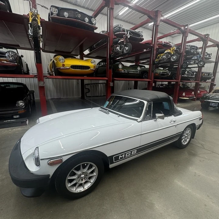 1974 MG MGB Roadster - Image 2 of 17