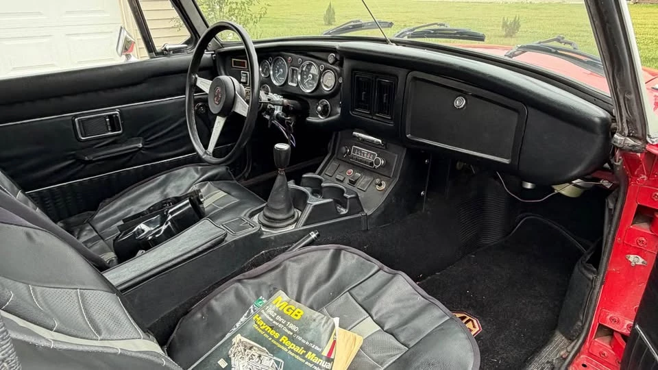 1974 MG MGB Roadster - Image 8 of 11
