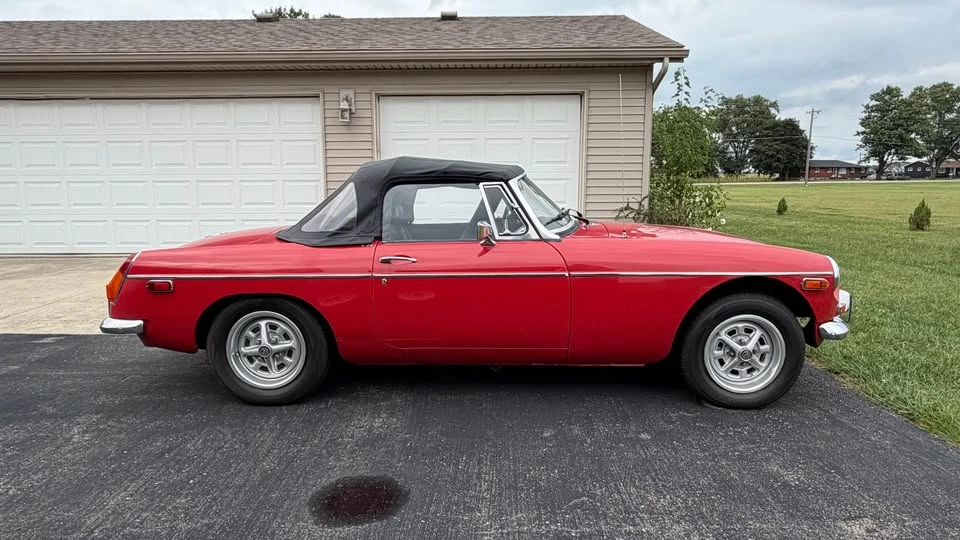 1974 MG MGB Roadster - Image 2 of 11