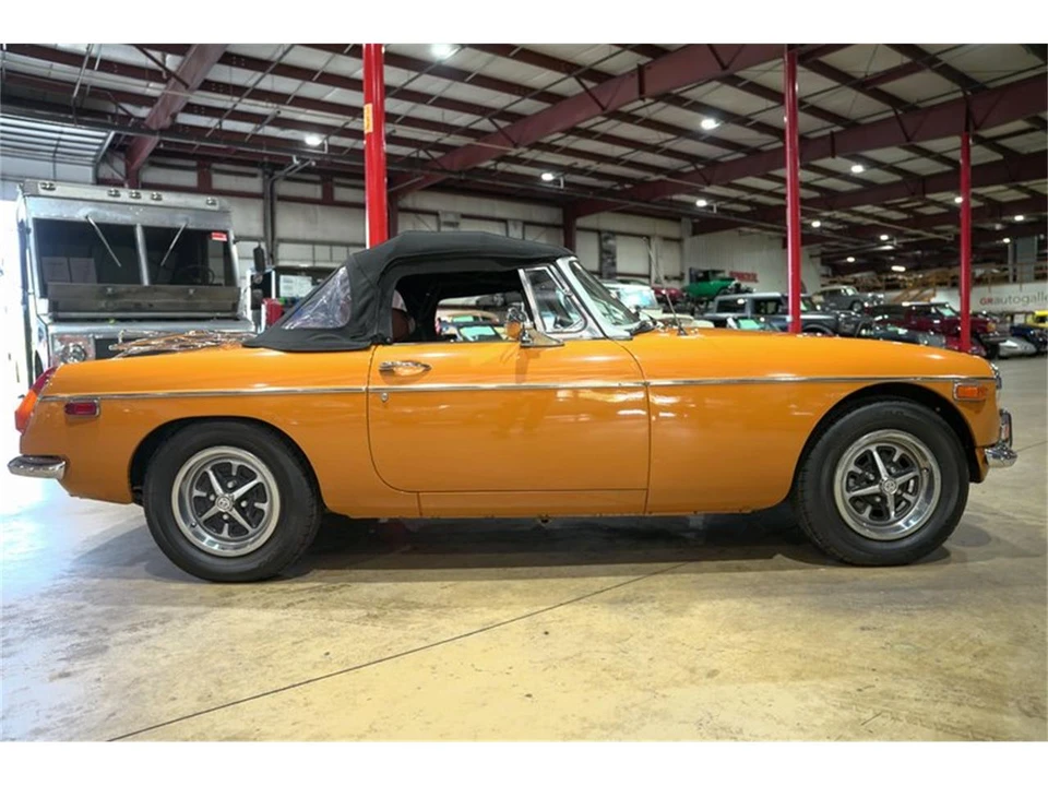 1974 MG MGB Roadster - Image 23 of 31
