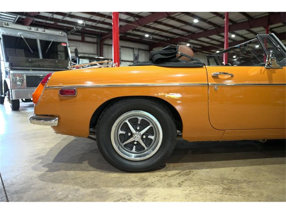 1974 MG MGB Roadster - Image 9 of 31