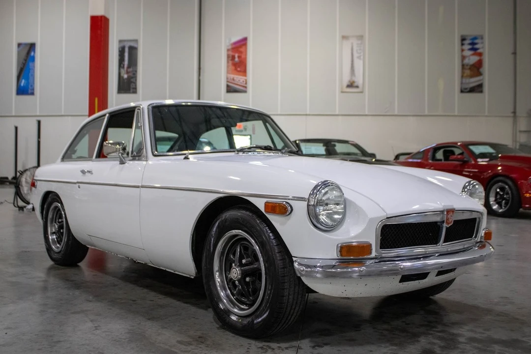 1974 MG MGB GT - Image 8 of 12