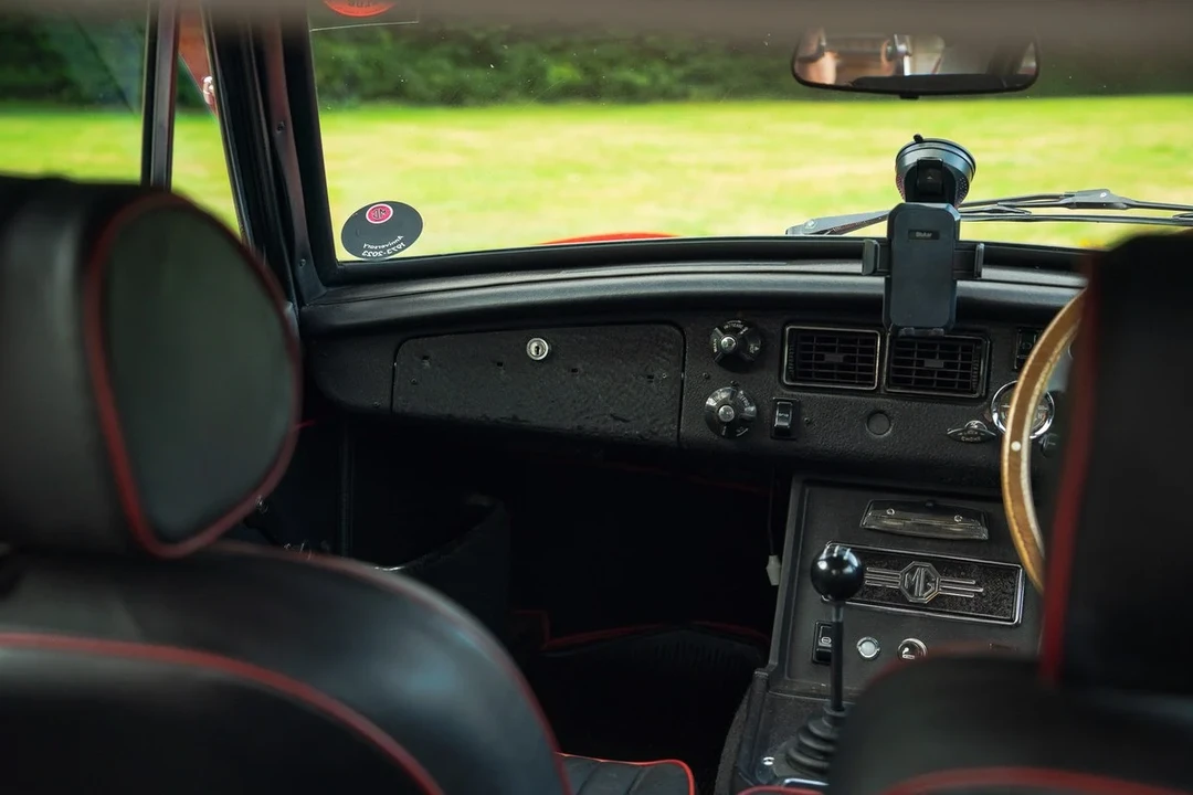 1974 MG MGB GT V8 - Image 16 of 30