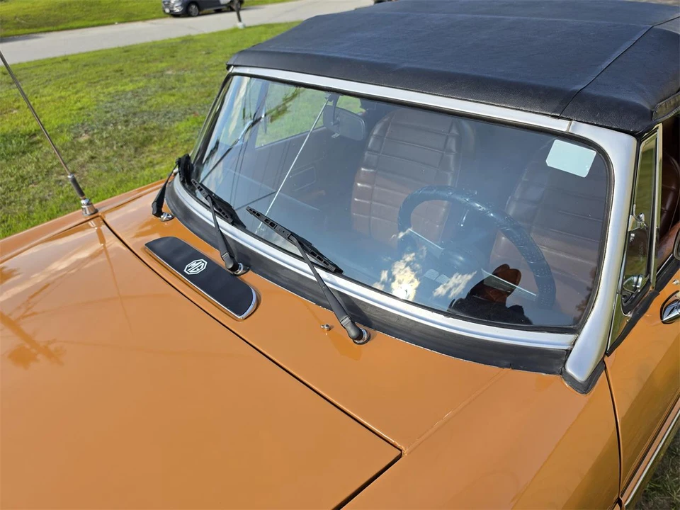 1974 MG MGB GT V8 - Image 14 of 31