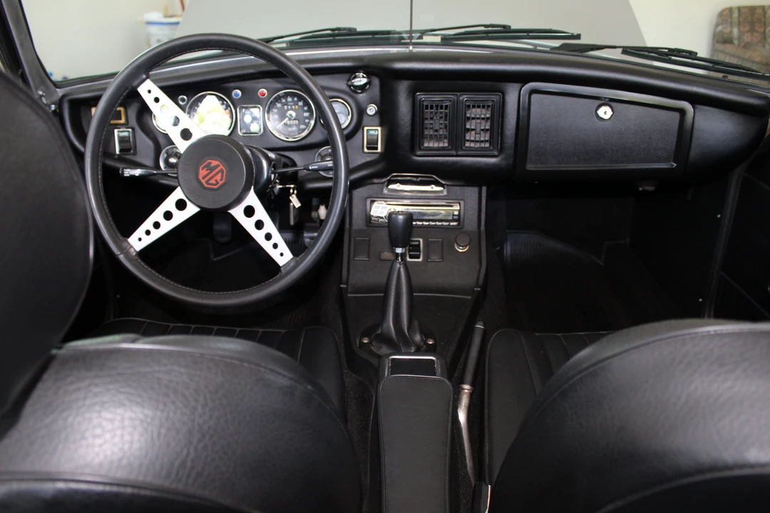 1974 MG MGB Roadster - Image 15 of 31