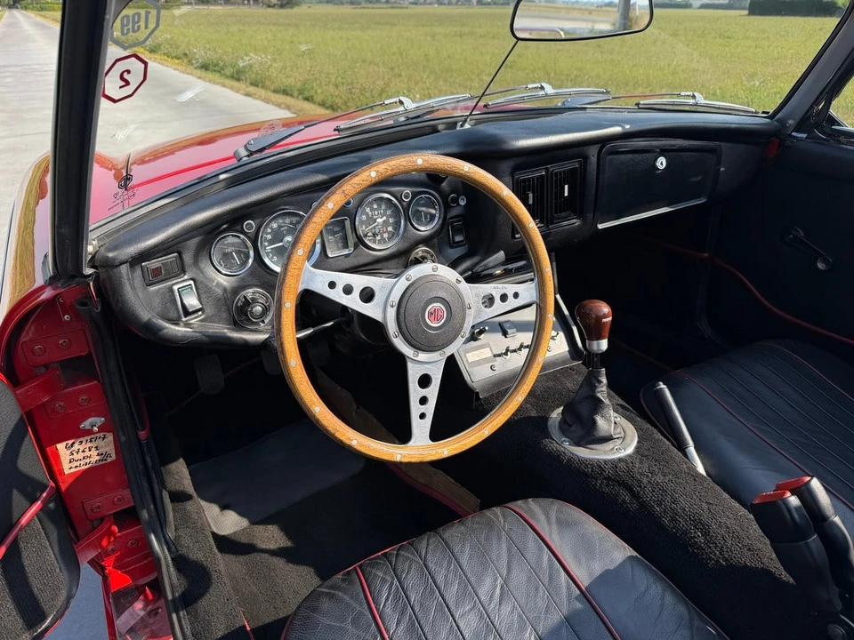 1974 MG MGB Roadster - Image 9 of 30