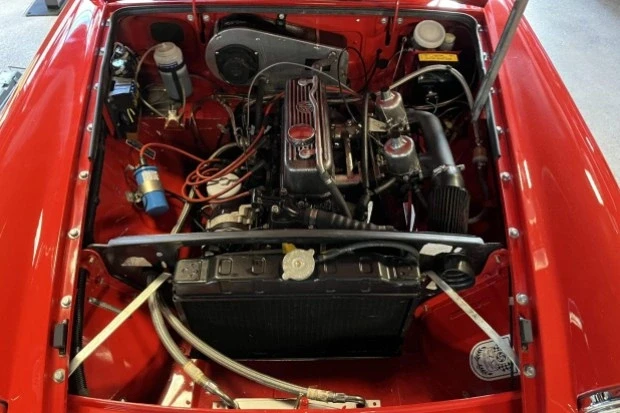 1974 MG MGB Roadster - Image 6 of 8